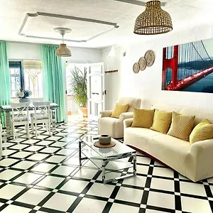 https://villa-casa-centro-mar-y-sol.1costadelsol.com